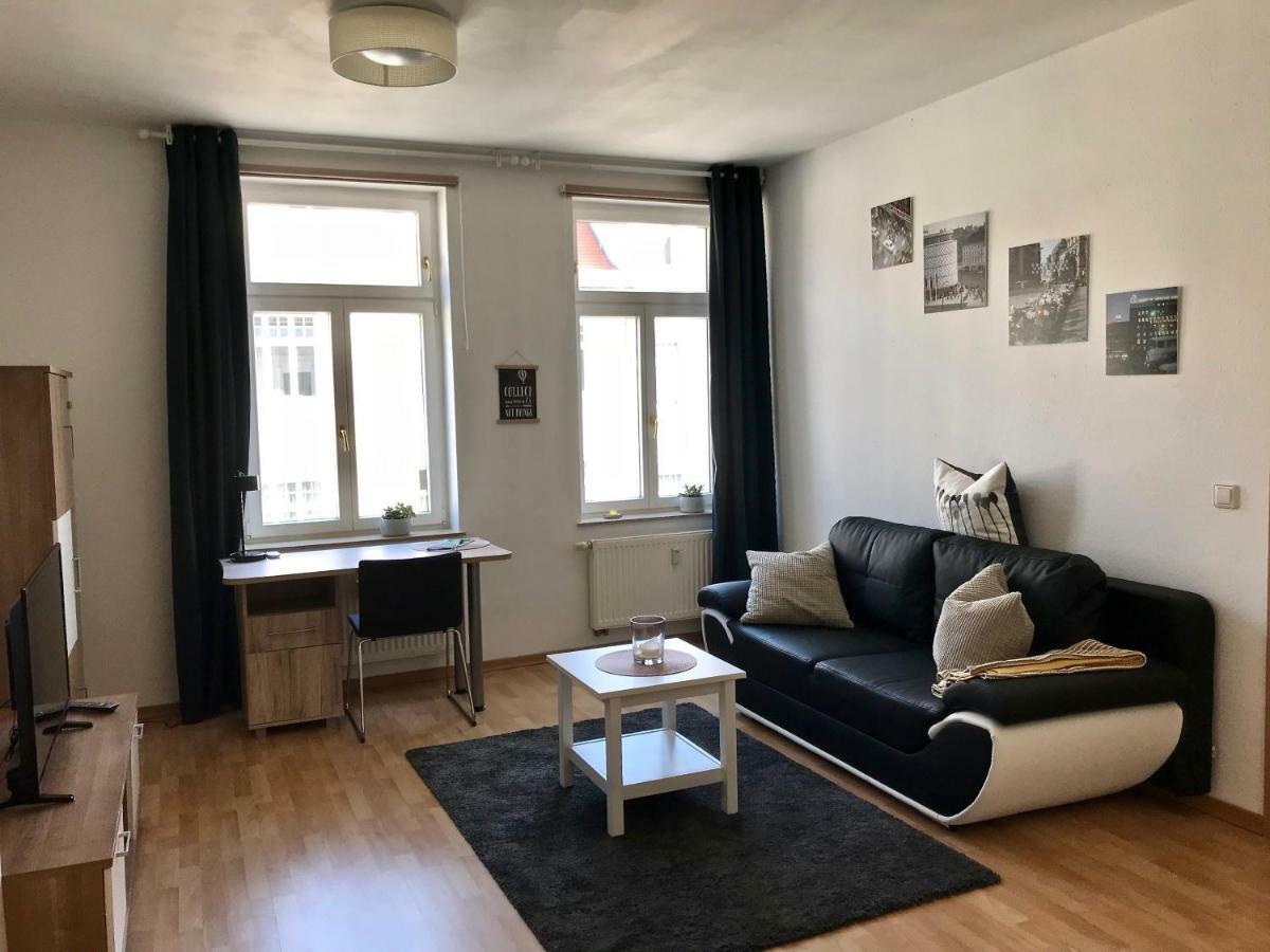Ferienwohnung Leutzsch am Leipziger Auenwald Exterior foto